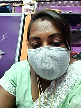 Snapshot of Tamil_Hot_Priya chatting on February 2, 7:23 pm Tamil Hot Priya online show from February 2, 7:23 pm