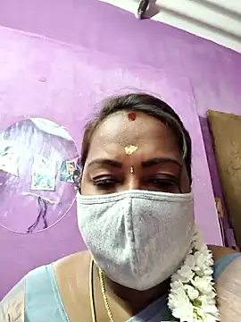 Snapshot of Tamil_Hot_Priya chatting on February 3, 3:59 am Tamil Hot Priya online show from February 3, 3:59 am