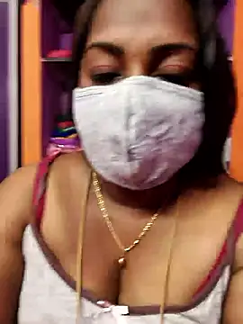 Snapshot of Tamil_Hot_Priya chatting on February 24, 11:47 pm Tamil Hot Priya online show from February 24, 11:47 pm