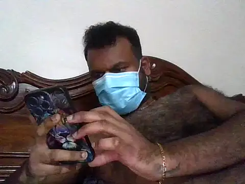 Snapshot of rocksv chatting on January 11, 5:18 pm rocksv online show from January 11, 5:18 pm