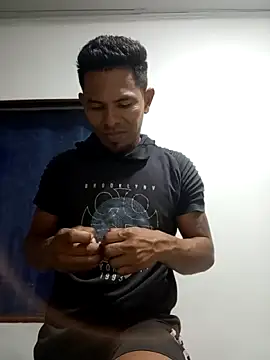 Snapshot of adambrosk_08 chatting on February 8, 12:03 am adambrosk 08 online show from February 8, 12:03 am