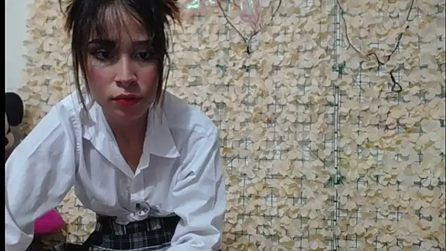 Cute-Cherry12 online show from June 17, 2:25 am