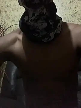 Snapshot of blackmannfly chatting on May 8, 7:52 pm blackmannfly online show from May 8, 7:52 pm