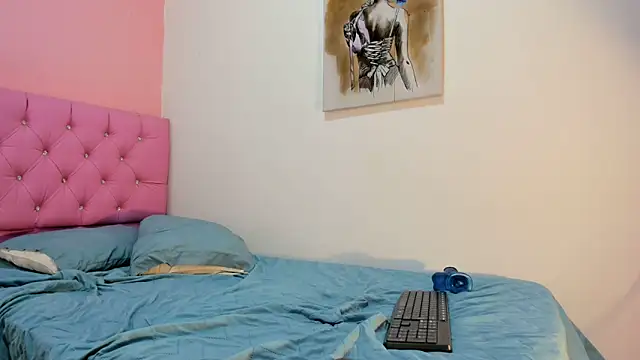 kendall-foox online show from February 3, 6:22 am