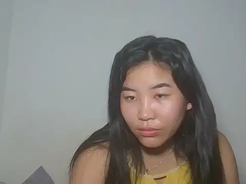 Zyeiii online show from March 25, 9:21 pm