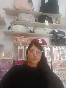 Snapshot of Mia_Charlotte2 chatting on July 20, 6:32 pm Mia Charlotte2 online show from July 20, 6:32 pm