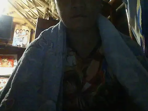 Snapshot of lovelyxxx88 chatting on January 16, 8:57 pm lovelyxxx88 online show from January 16, 8:57 pm