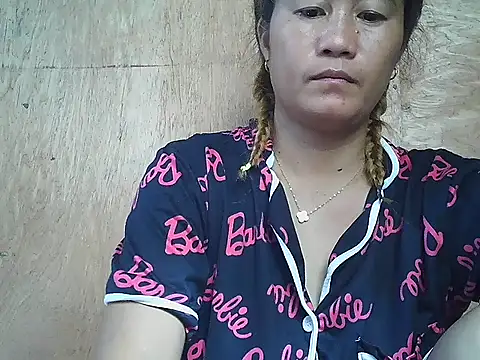 Snapshot of lovelyxxx88 chatting on February 9, 12:36 am lovelyxxx88 online show from February 9, 12:36 am