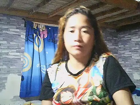 Snapshot of lovelyxxx88 chatting on February 24, 1:14 am lovelyxxx88 online show from February 24, 1:14 am