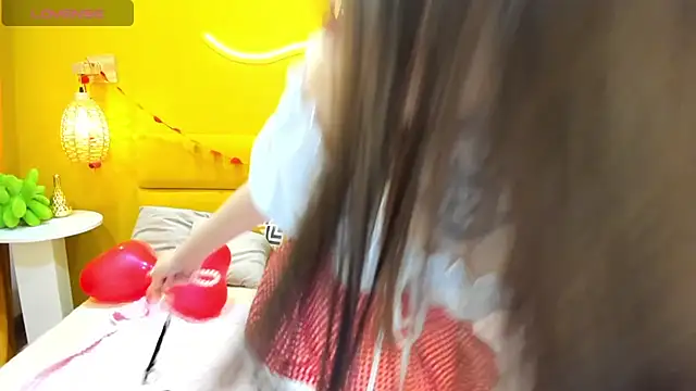 IvyDainty online show from February 14, 1:24 am