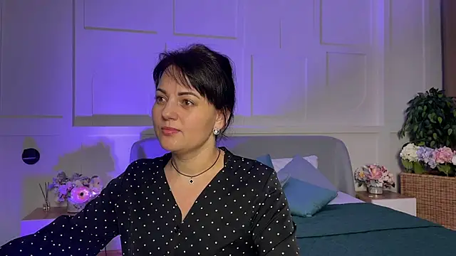  SilkyShadow  online show from February 10, 1:10 am