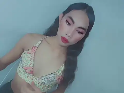 Massivecockfiona online show from February 11, 6:07 am