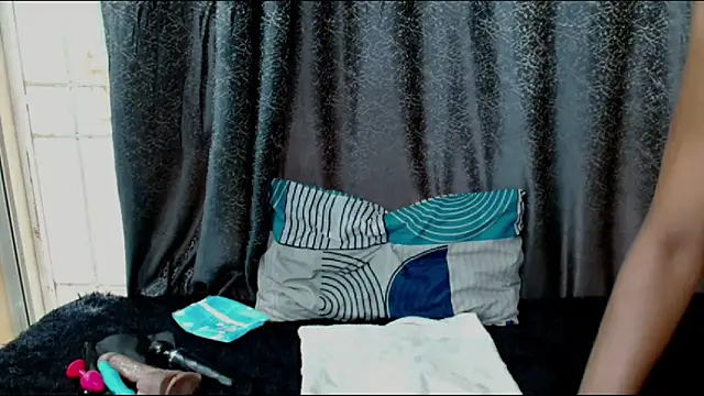 Amanda April online show from March 24, 2:44 pm