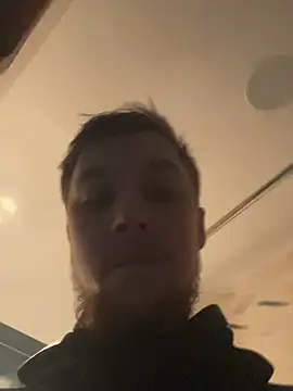 Snapshot of Dildogang chatting on February 9, 3:43 am Dildogang online show from February 9, 3:43 am