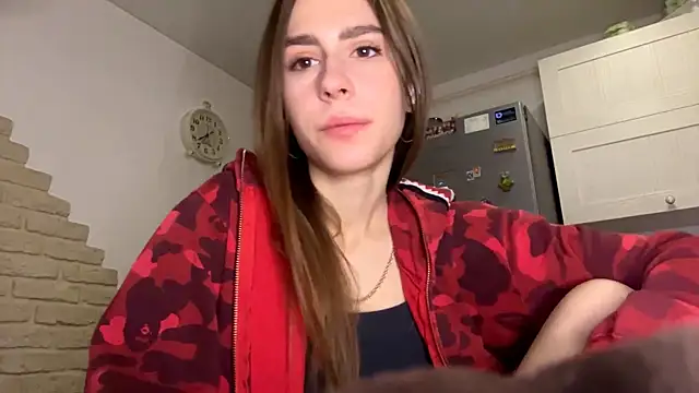 ElsieKuhlmann online show from February 5, 5:12 am