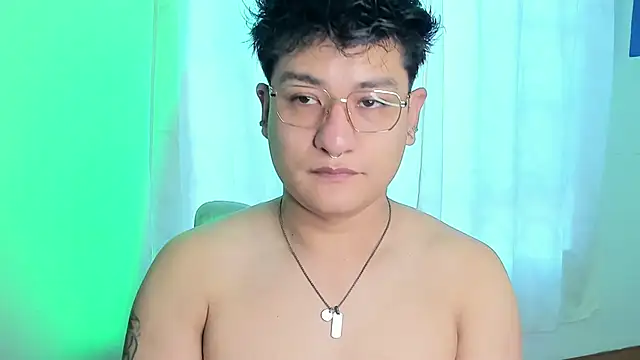 Theo Rowan online show from April 24, 12:07 pm