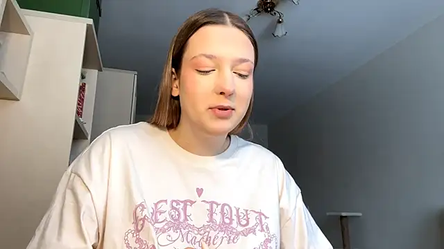 Snapshot of JammieMickiewicz chatting on February 5, 7:24 am JammieMickiewicz online show from February 5, 7:24 am