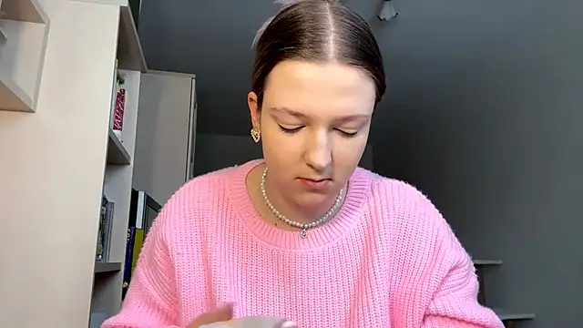 Snapshot of JammieMickiewicz chatting on February 8, 7:45 am JammieMickiewicz online show from February 8, 7:45 am