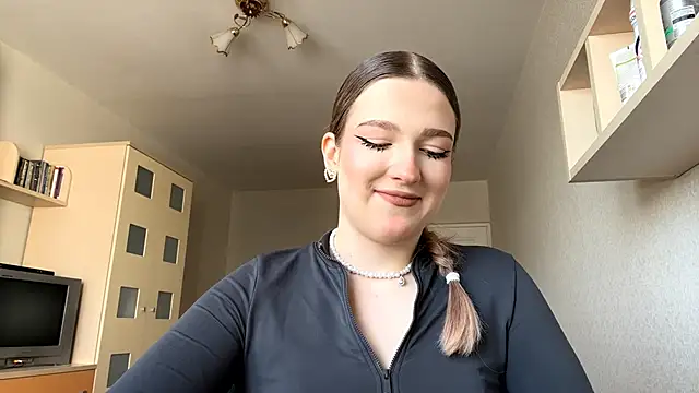 Snapshot of JammieMickiewicz chatting on March 1, 11:45 am JammieMickiewicz online show from March 1, 11:45 am