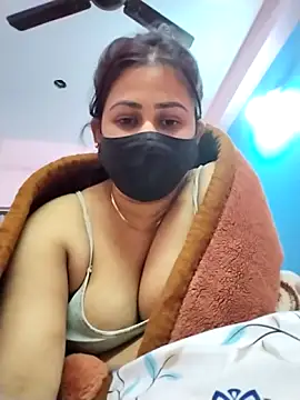 pinkihot23 online show from February 7, 7:28 pm