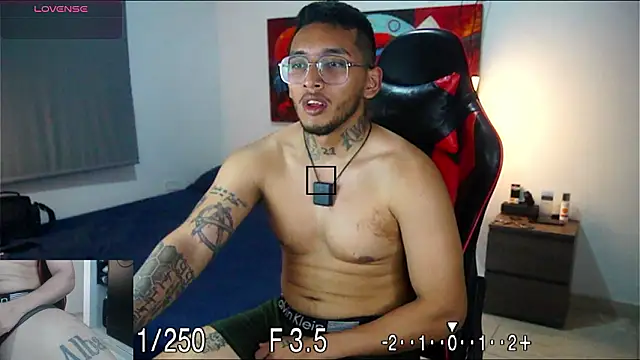 EvanVelvet online show from February 8, 2:48 am