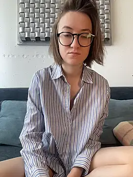 Persephone Kore online show from April 14, 11:05 am