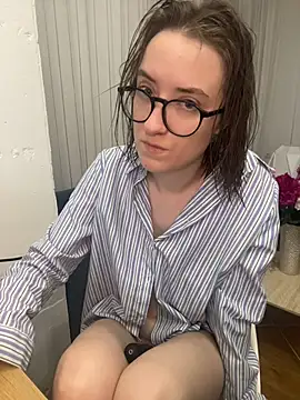 Snapshot of Persephone_Kore chatting on May 31, 7:04 pm Persephone Kore online show from May 31, 7:04 pm