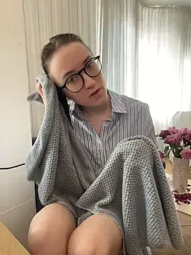 Snapshot of Persephone_Kore chatting on June 5, 3:51 pm Persephone Kore online show from June 5, 3:51 pm