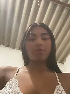 GeorgiandCoi online show from March 29, 4:23 am