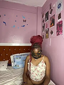 Snapshot of thakhiii3 chatting on February 22, 9:24 pm thakhiii3 online show from February 22, 9:24 pm