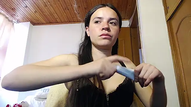 Snapshot of Shanel_Lozano chatting on March 1, 9:17 pm Shanel Lozano online show from March 1, 9:17 pm