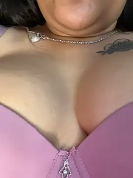 HotNeha08 online show from March 14, 4:18 am