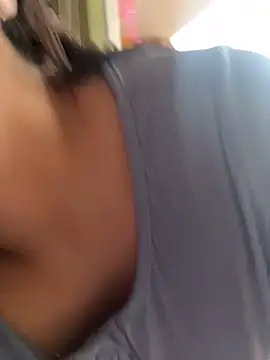 Veronica Wins  online show from March 9, 8:02 pm