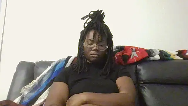 Snapshot of Kokohayes chatting on February 17, 9:43 pm Kokohayes online show from February 17, 9:43 pm