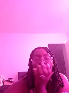 Snapshot of Kokohayes chatting on March 2, 6:36 am Kokohayes online show from March 2, 6:36 am