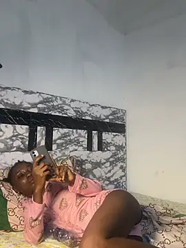 Zarayanga online show from February 22, 9:35 pm