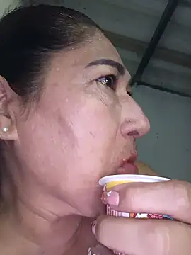 PatriciaGrajales online show from April 12, 8:58 pm