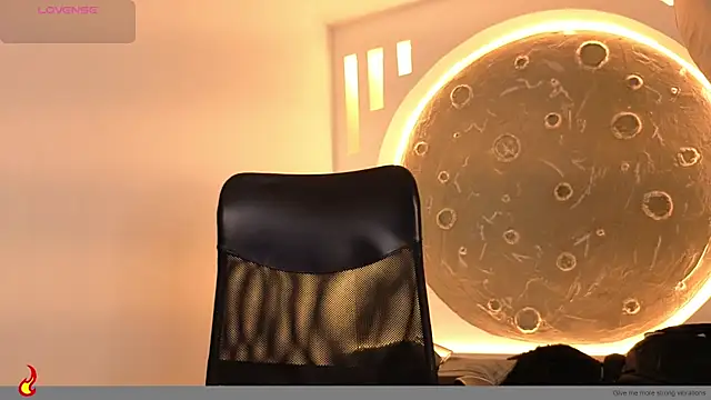 Snapshot of Apolo_lux1 chatting on July 12, 7:49 pm Apolo lux1 online show from July 12, 7:49 pm