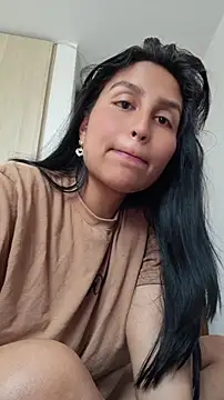 Snapshot of LunaRouuse_ chatting on June 17, 4:08 pm LunaRouuse online show from June 17, 4:08 pm