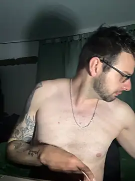 Baphomet212341 online show from March 18, 5:43 am