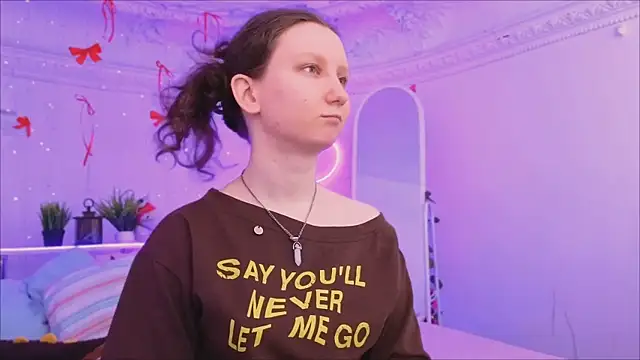 Snapshot of SunshineBlaze chatting on February 27, 1:22 pm SunshineBlaze online show from February 27, 1:22 pm