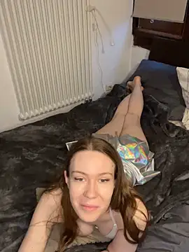 Snapshot of midnight_ballerina_ chatting on February 22, 4:27 pm midnight ballerina online show from February 22, 4:27 pm