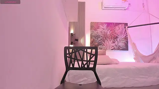 ambar muse online show from April 11, 5:17 pm