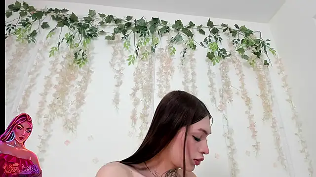 Snapshot of lizz_lunna chatting on June 24, 8:08 pm lizz lunna online show from June 24, 8:08 pm