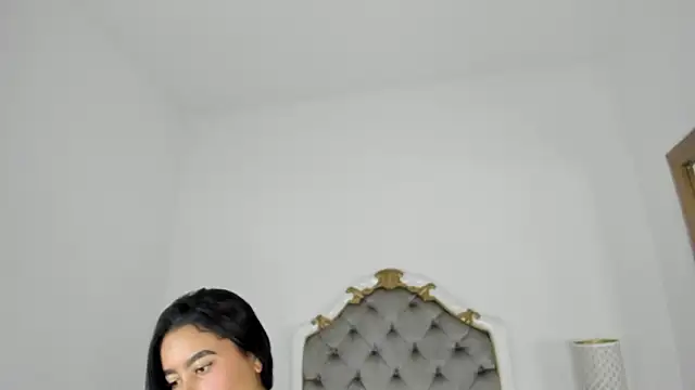 Snapshot of paulina_lux chatting on January 31, 7:56 pm paulina lux online show from January 31, 7:56 pm