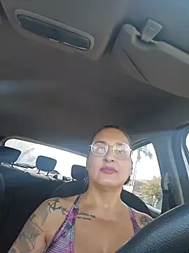 bellafortune69 online show from May 7, 1:16 pm