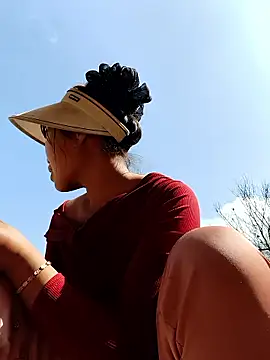 Mimi sweet1 online show from January 17, 5:01 am