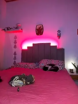 myamante online show from March 31, 1:07 am