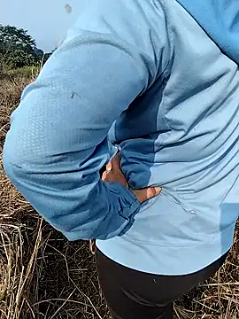 Snapshot of waaini99 chatting on January 12, 2:06 am waaini99 online show from January 12, 2:06 am