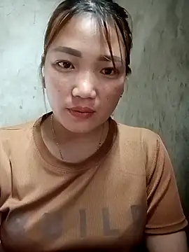 Snapshot of Nunaa2x chatting on May 9, 5:12 am Nunaa2x online show from May 9, 5:12 am